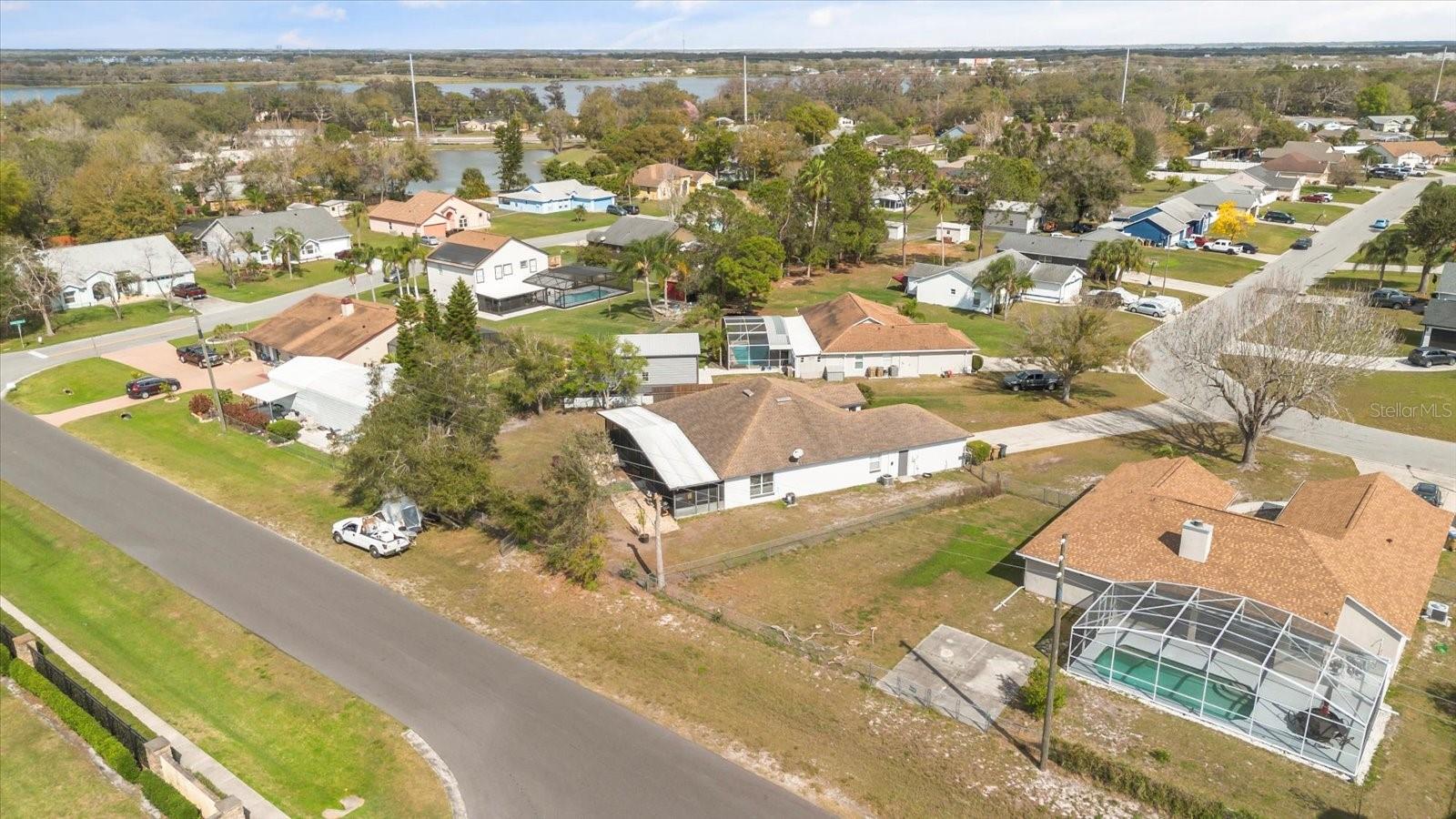 Image 24 of 31 For 1433 Kingston Way