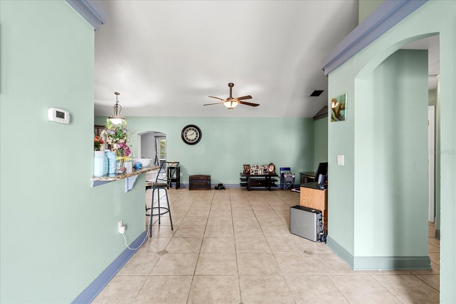 Image 7 of 31 For 1433 Kingston Way