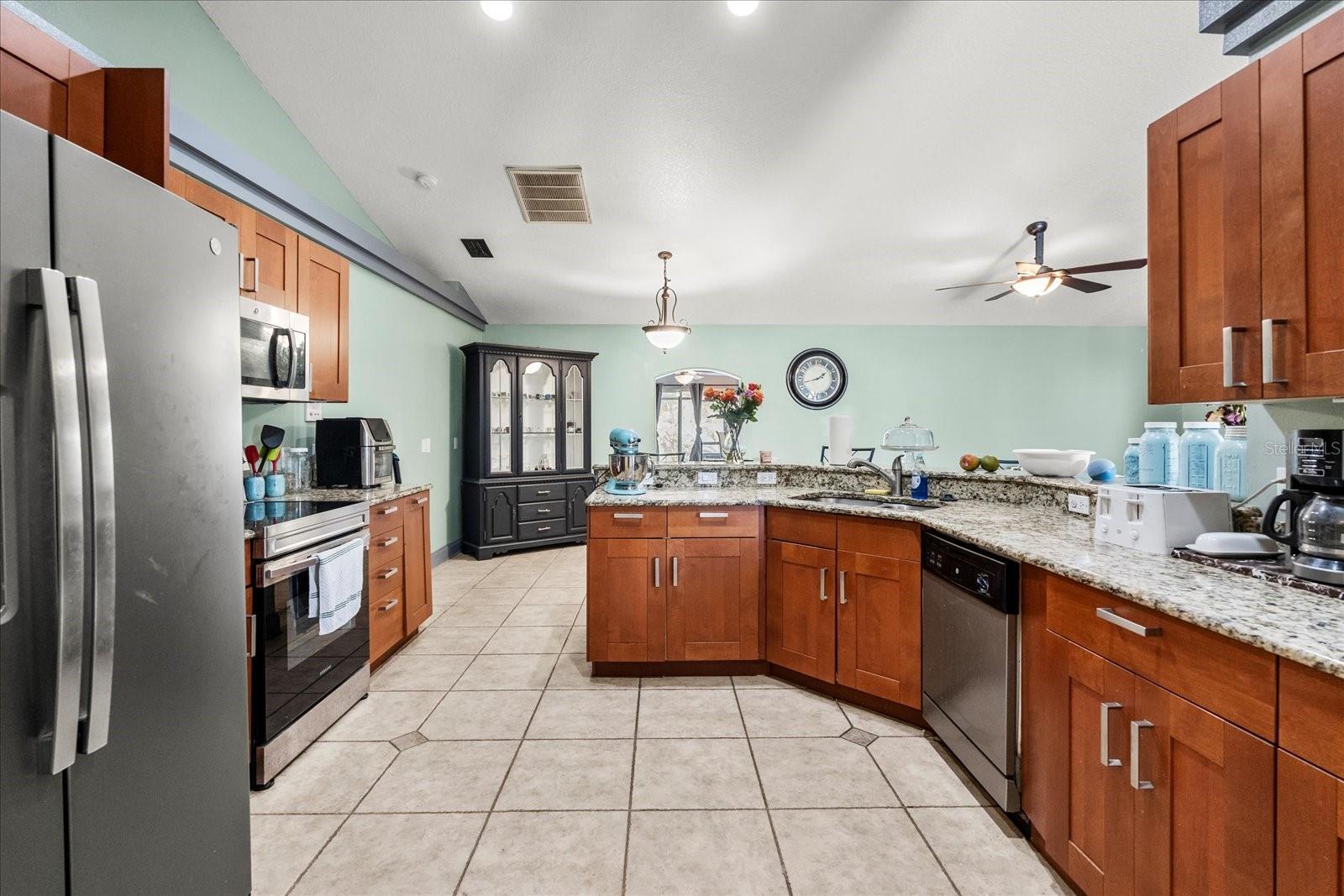 Image 9 of 31 For 1433 Kingston Way