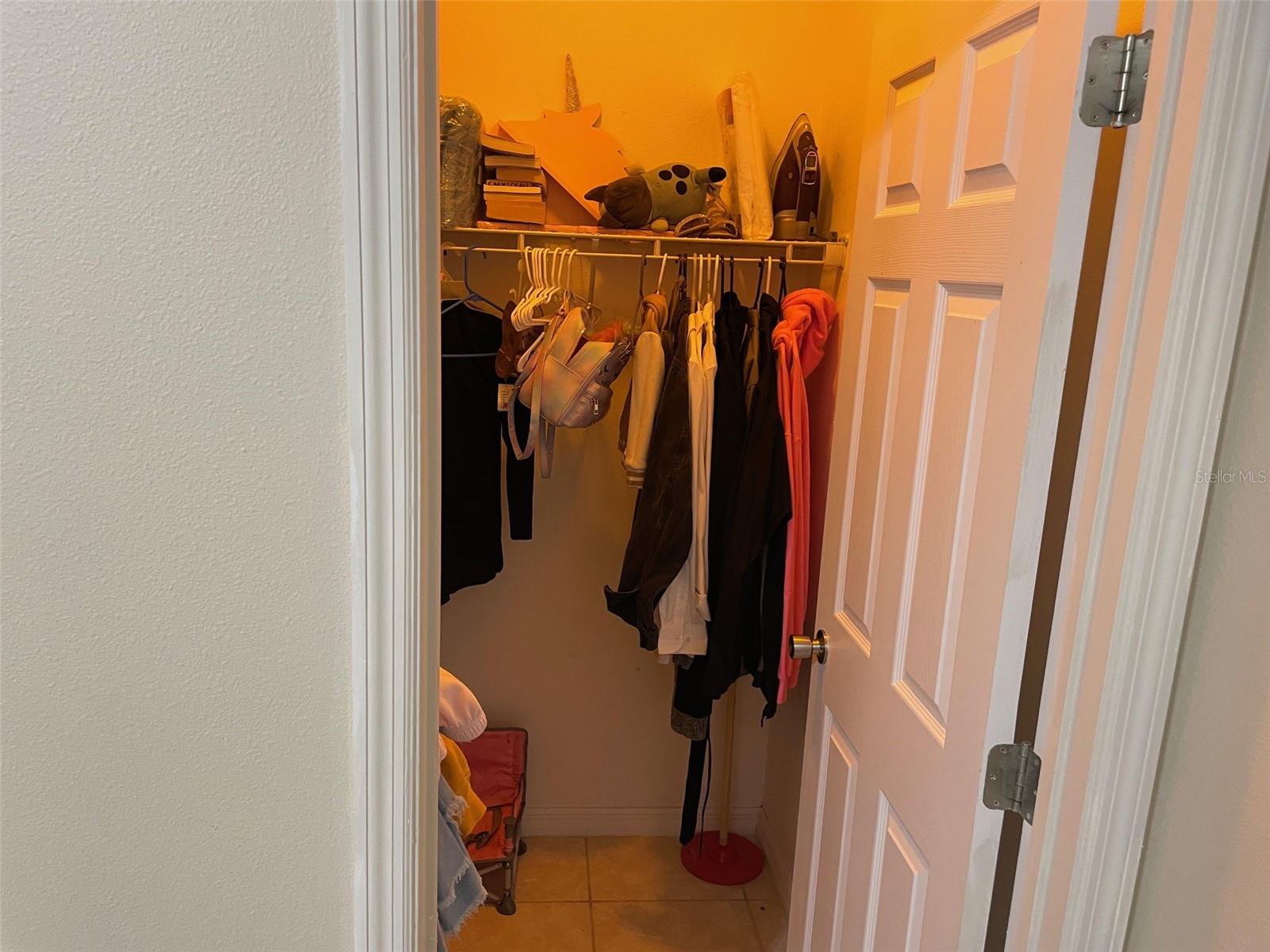 Image 7 of 28 For 828 Abbeville Court