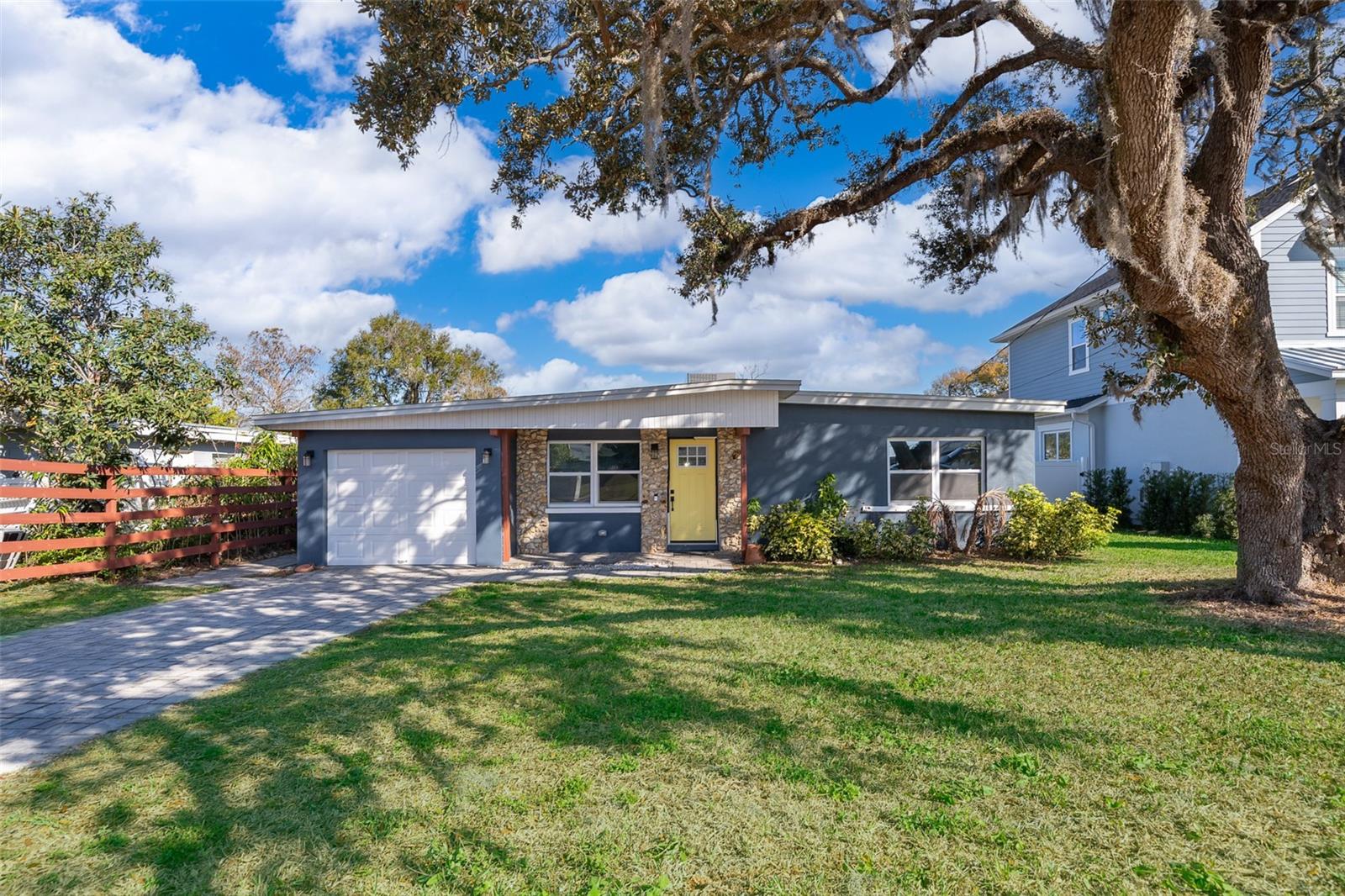 Details for 4217 Park Lake Street, ORLANDO, FL 32803