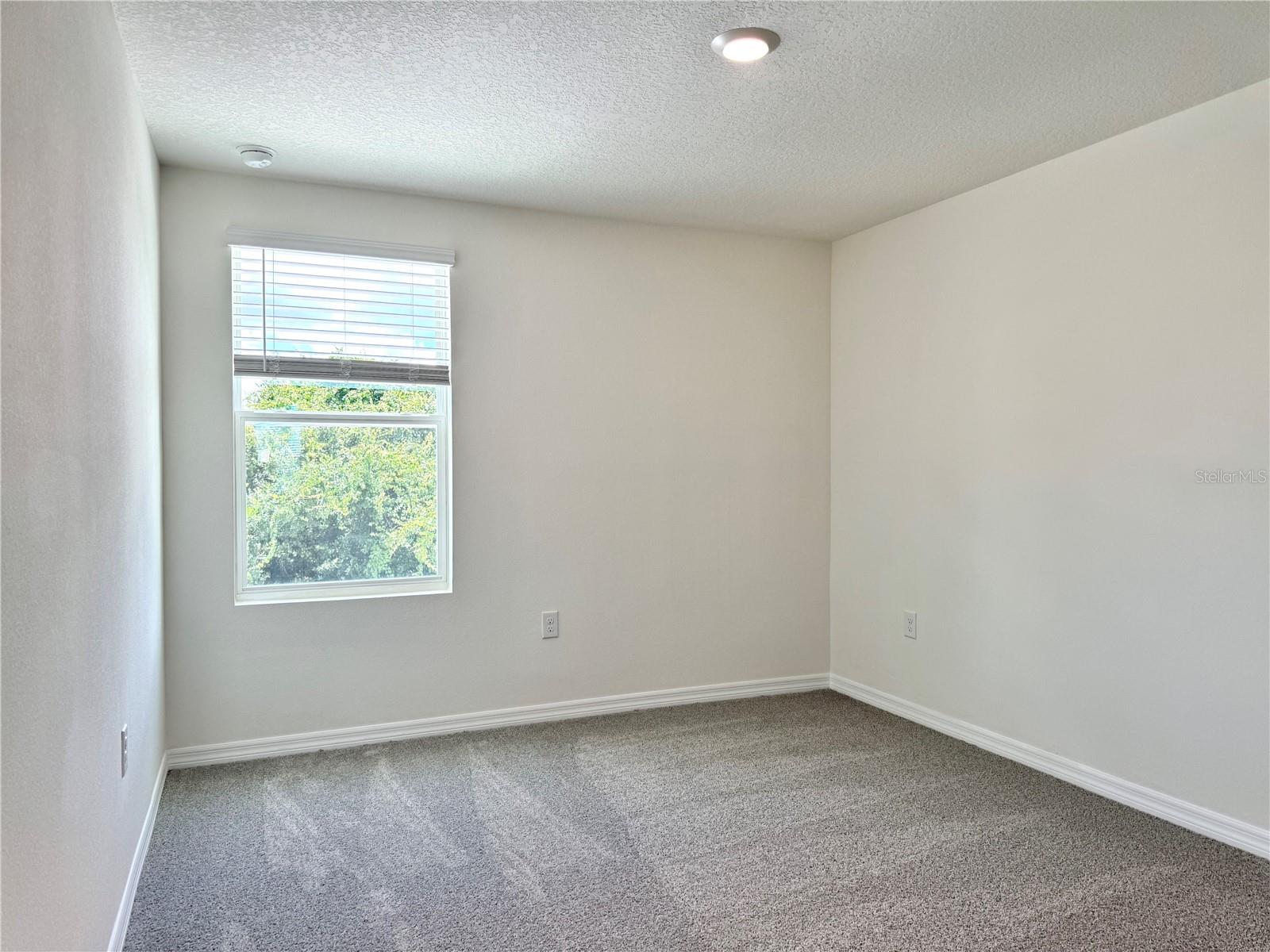 Image 15 of 26 For 295 Preston Cove Drive
