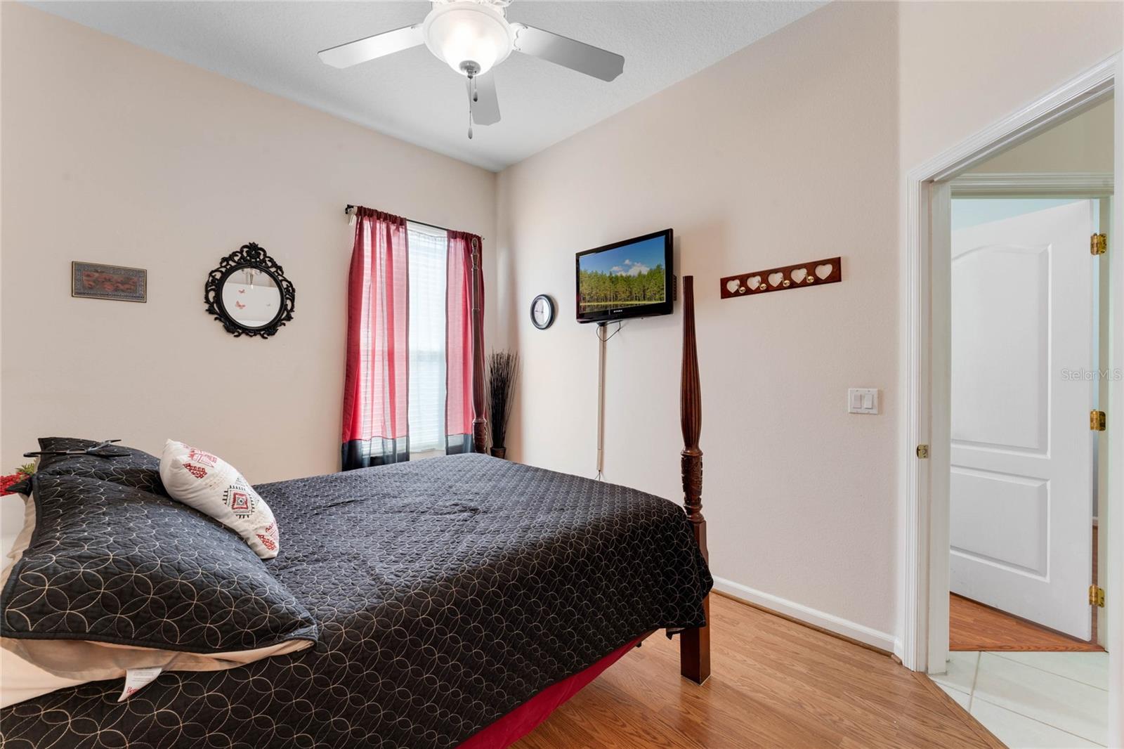 Image 33 of 54 For 141 Prestwick Drive