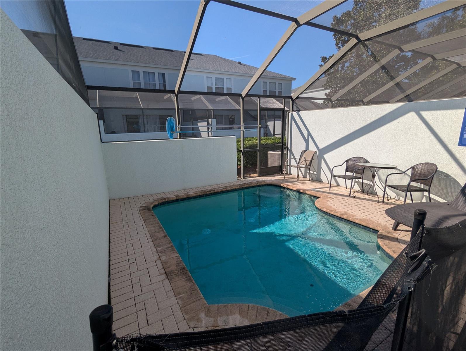 Image 12 of 47 For 7660 Otterspool St