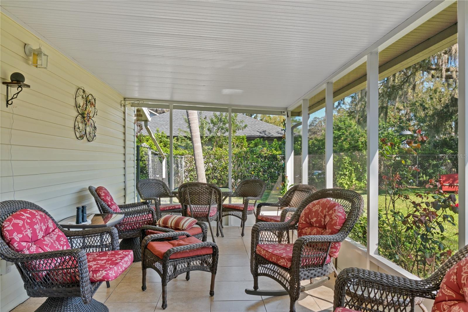 Image 33 of 43 For 401 Woodlawn Terrace