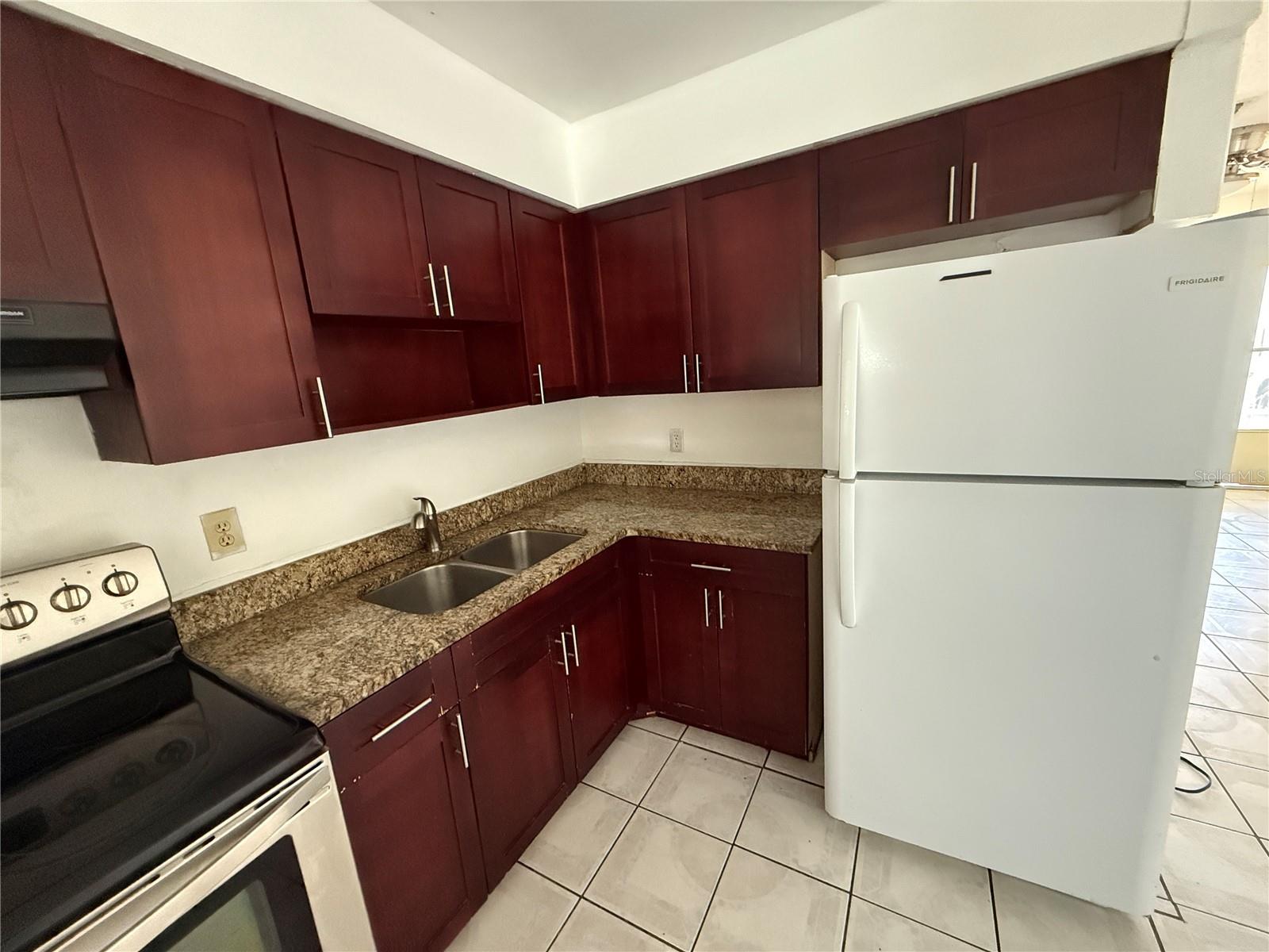 Image 6 of 23 For 116 Mante Drive
