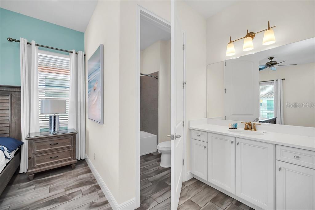 Image 11 of 41 For 8029 Sandy Toes Way