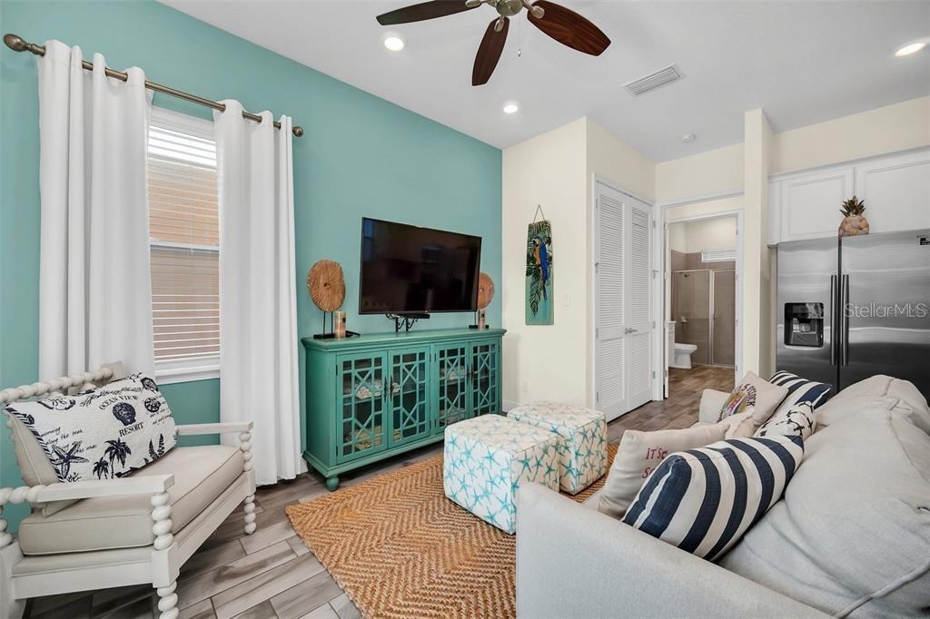 Image 3 of 41 For 8029 Sandy Toes Way