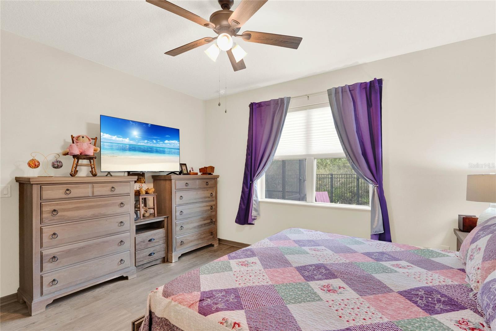 Image 17 of 41 For 17418 Blazing Star Circle
