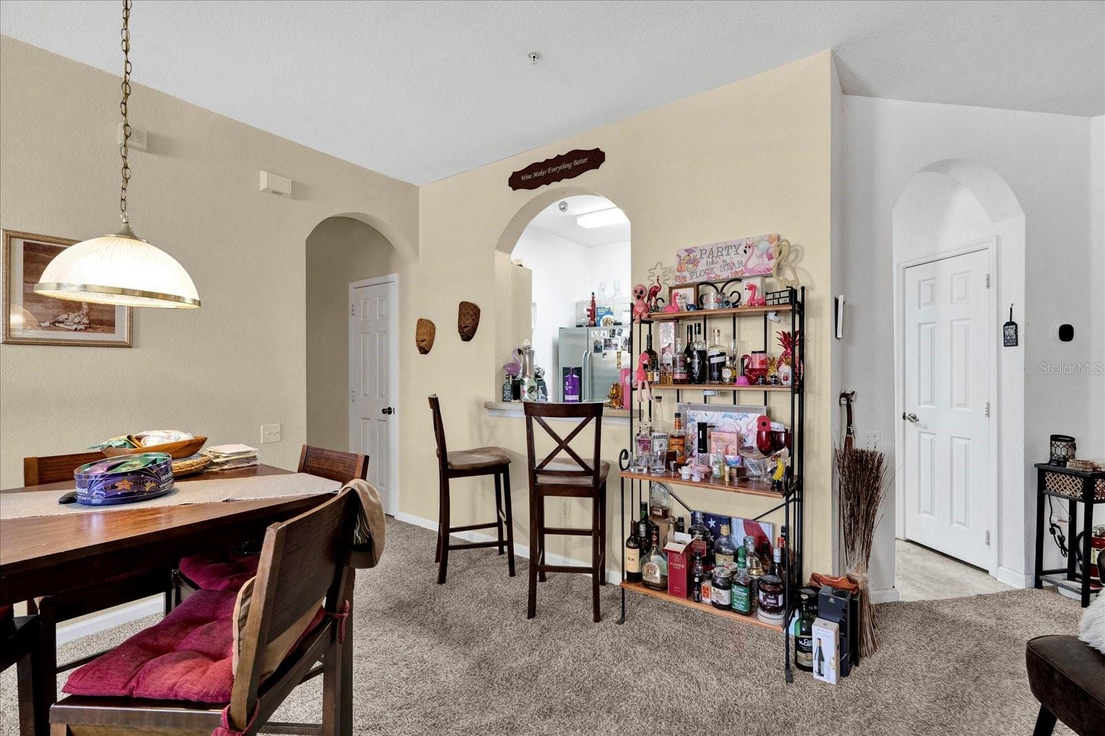 Image 16 of 32 For 8103 Coconut Palm Way 205