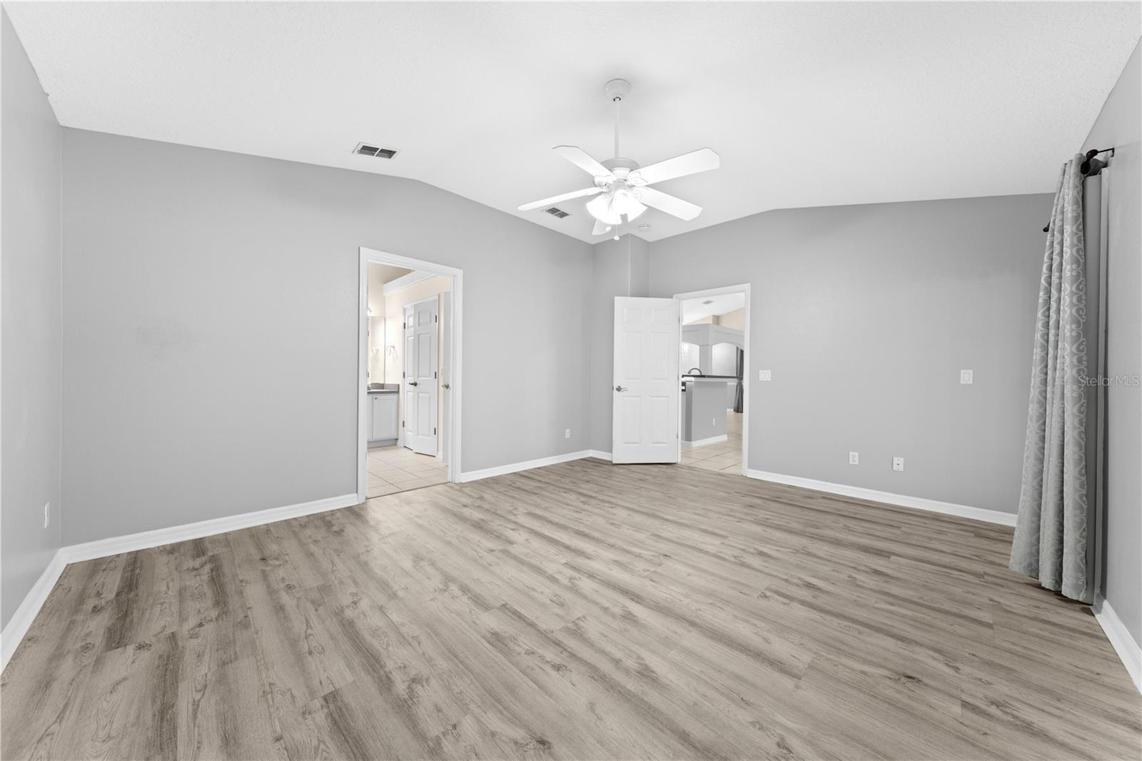 Image 76 of 83 For 3303 Ann Arbor Court