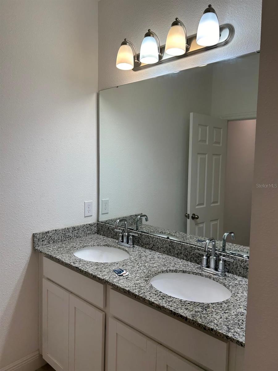 Image 23 of 48 For 9690 Emerald Berry Drive