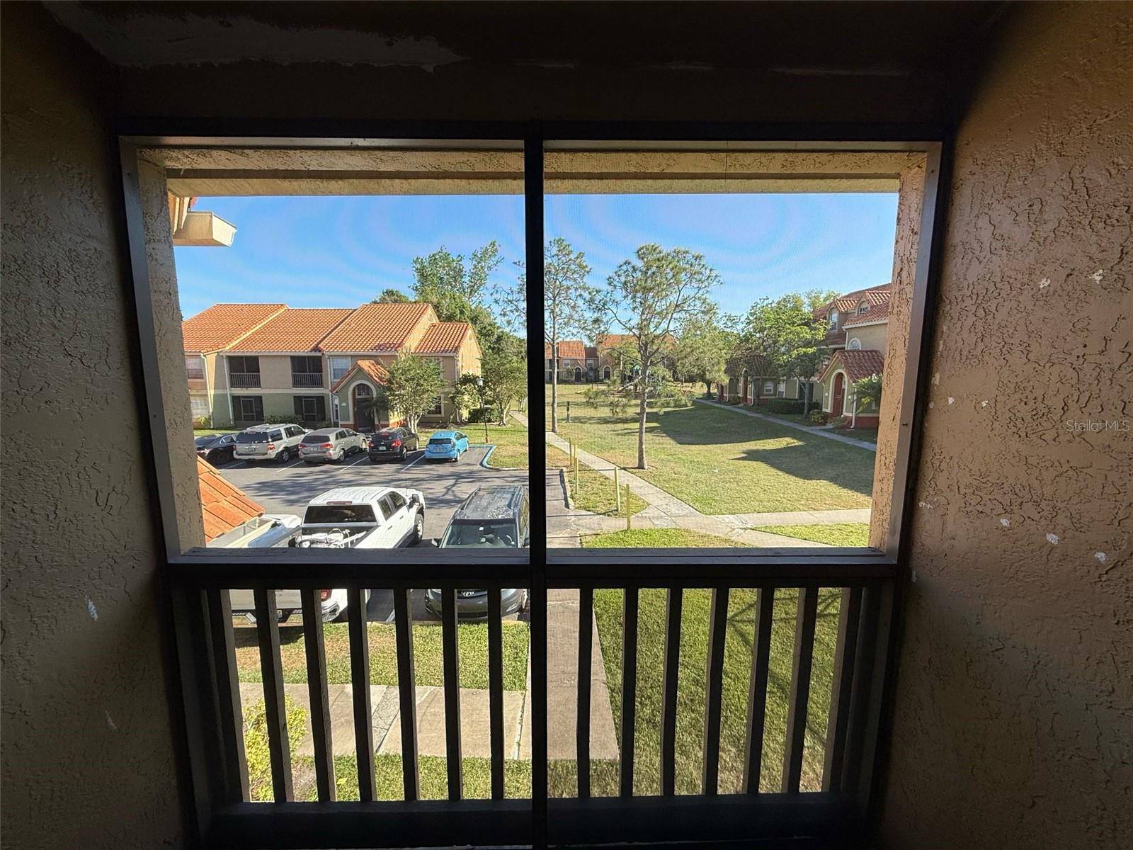 Image 23 of 24 For 433 Fountainhead Circle 288
