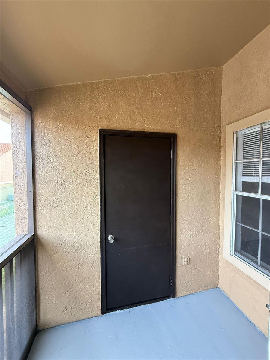 Image 24 of 24 For 433 Fountainhead Circle 288