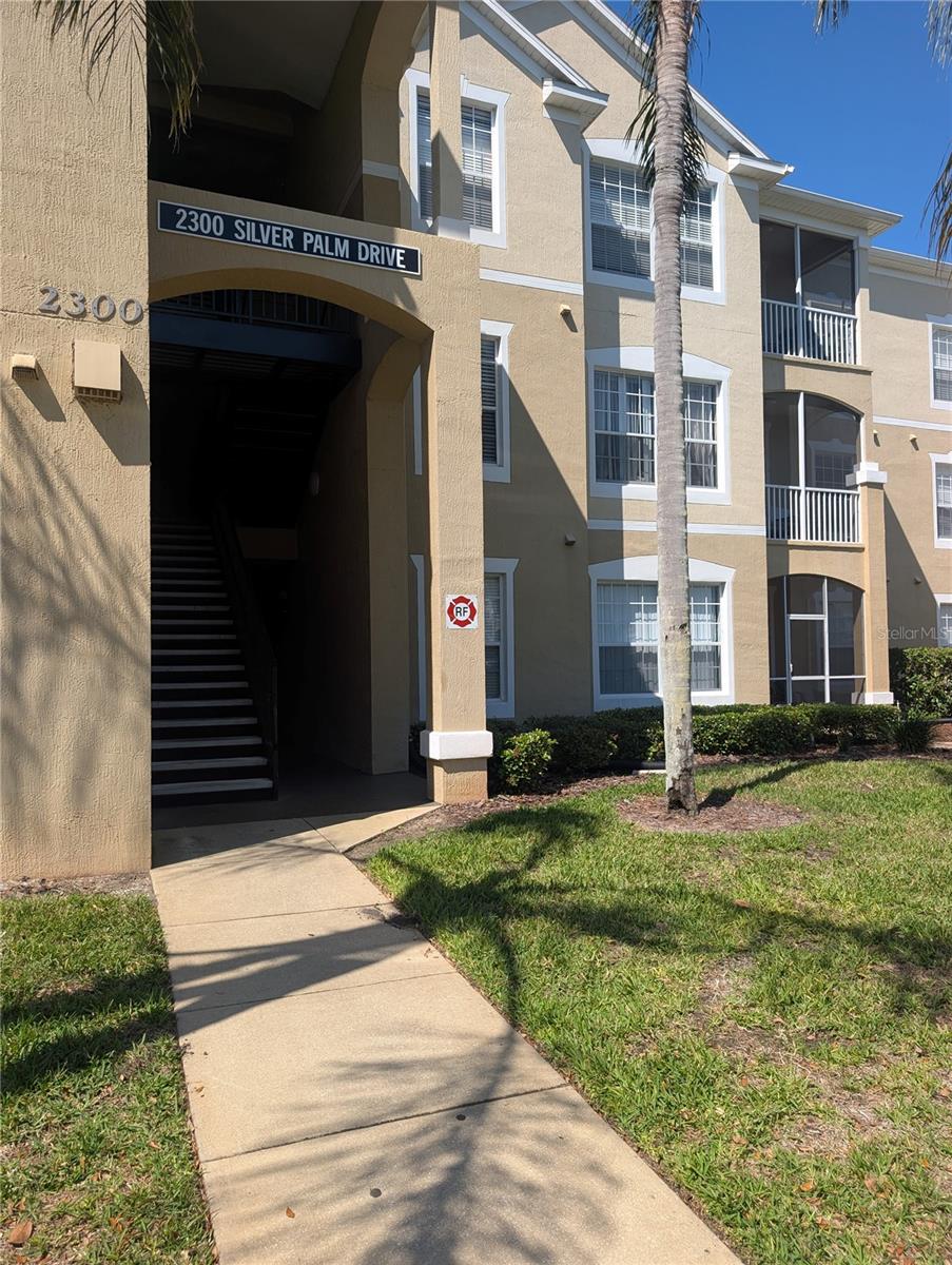 Image 11 of 35 For 2300 Silver Palm Drive 204