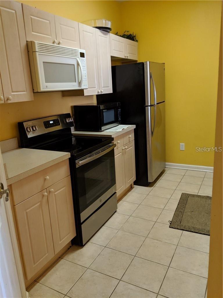 Image 2 of 35 For 2300 Silver Palm Drive 204