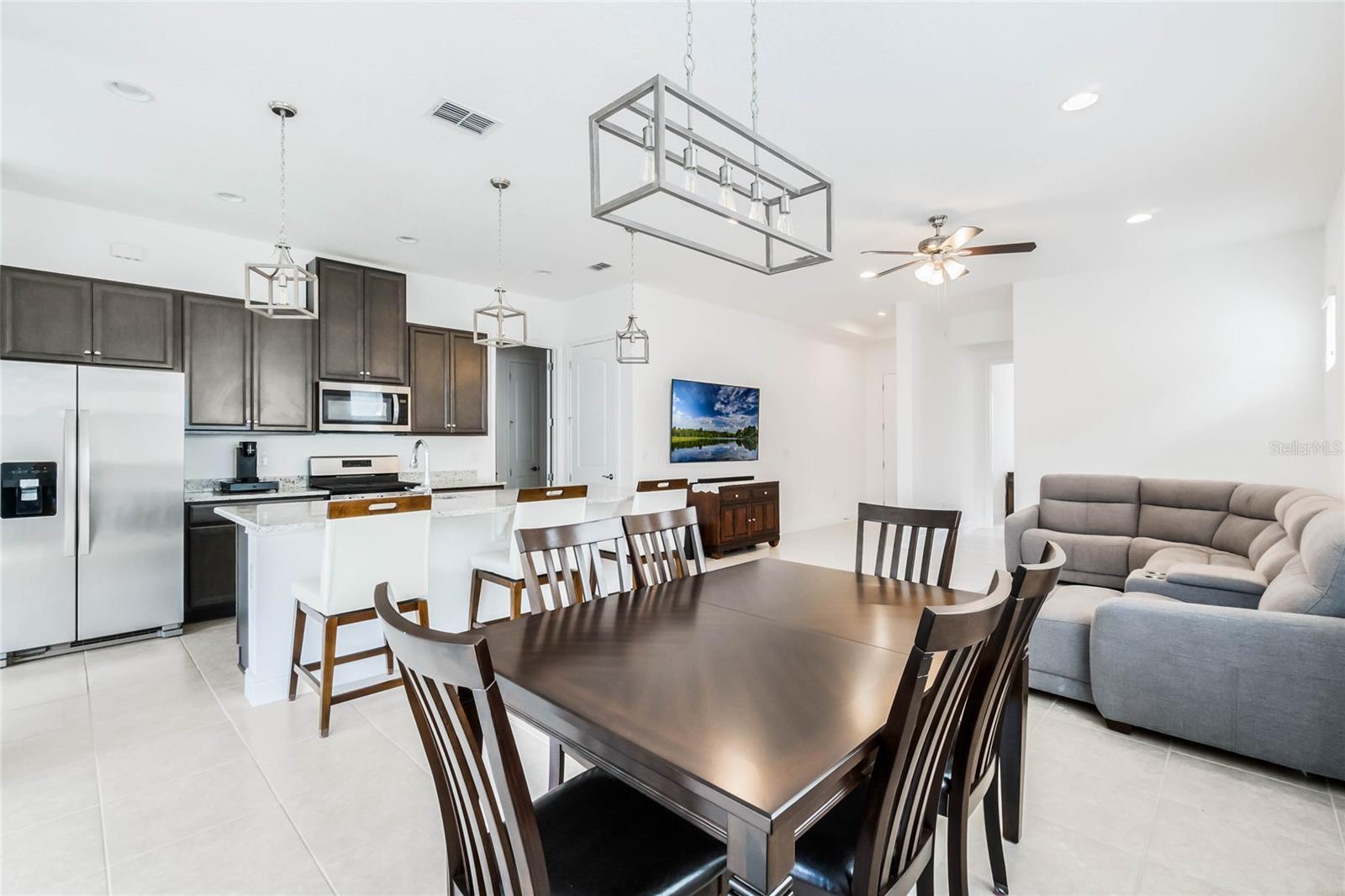 Image 11 of 32 For 5151 Twin Lakes Boulevard