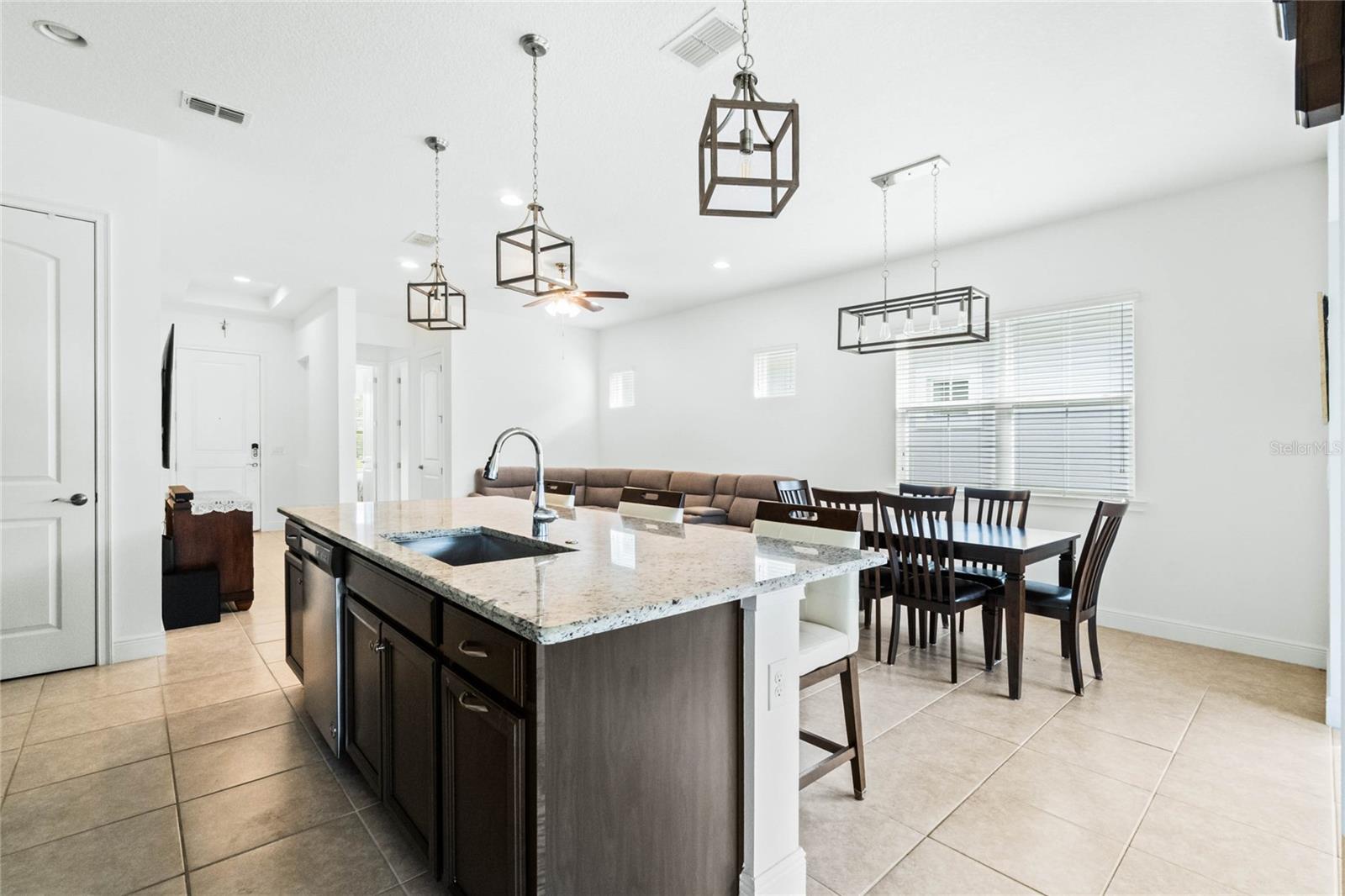 Image 13 of 32 For 5151 Twin Lakes Boulevard