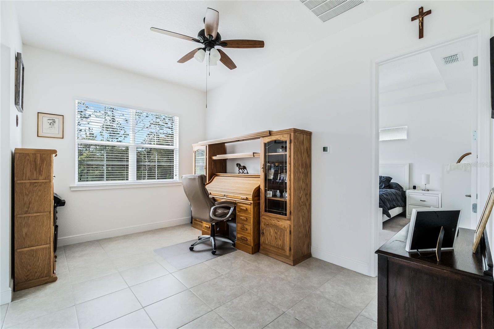 Image 16 of 32 For 5151 Twin Lakes Boulevard