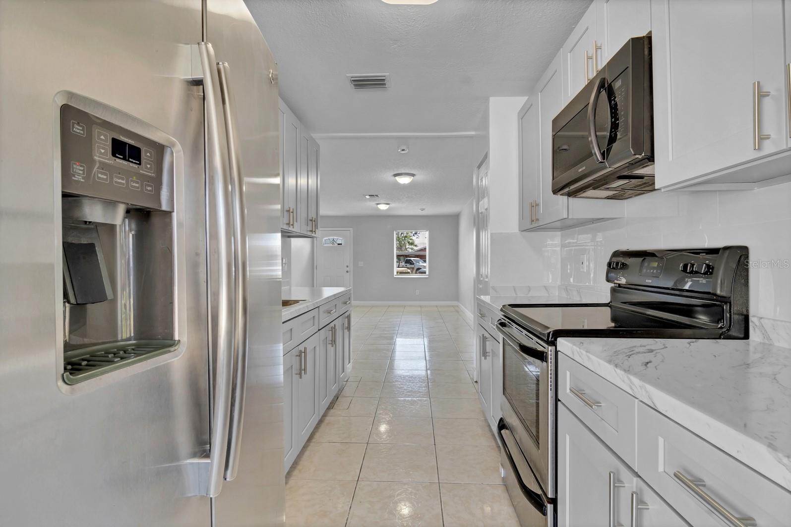 Image 4 of 18 For 30 Las Palmas Way