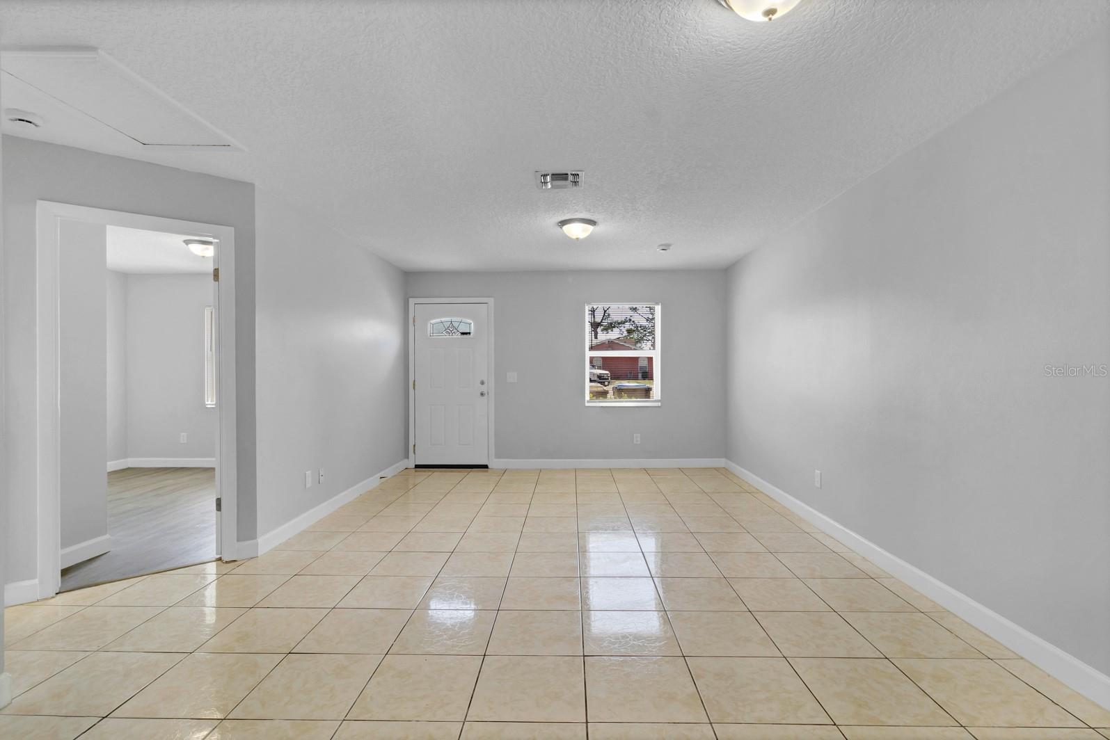 Image 7 of 18 For 30 Las Palmas Way