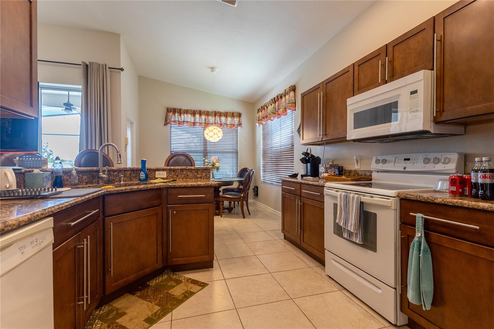Image 14 of 47 For 8204 Fan Palm Way