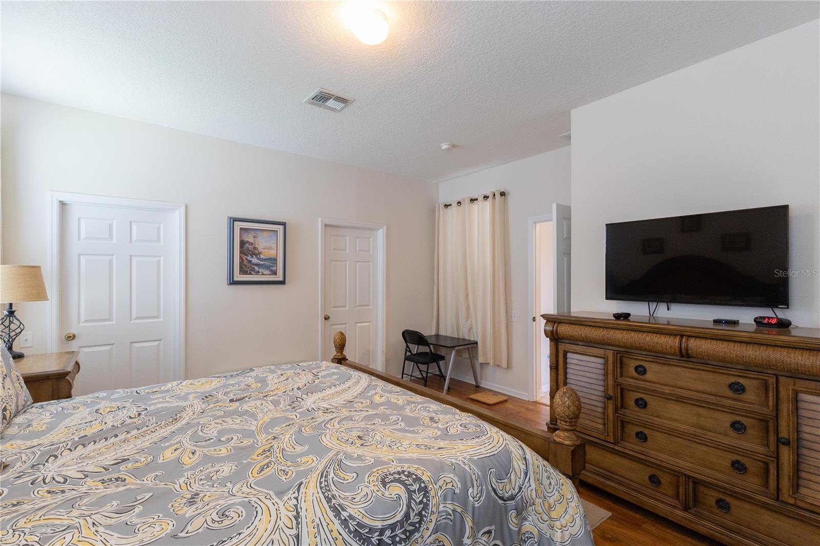 Image 19 of 47 For 8204 Fan Palm Way