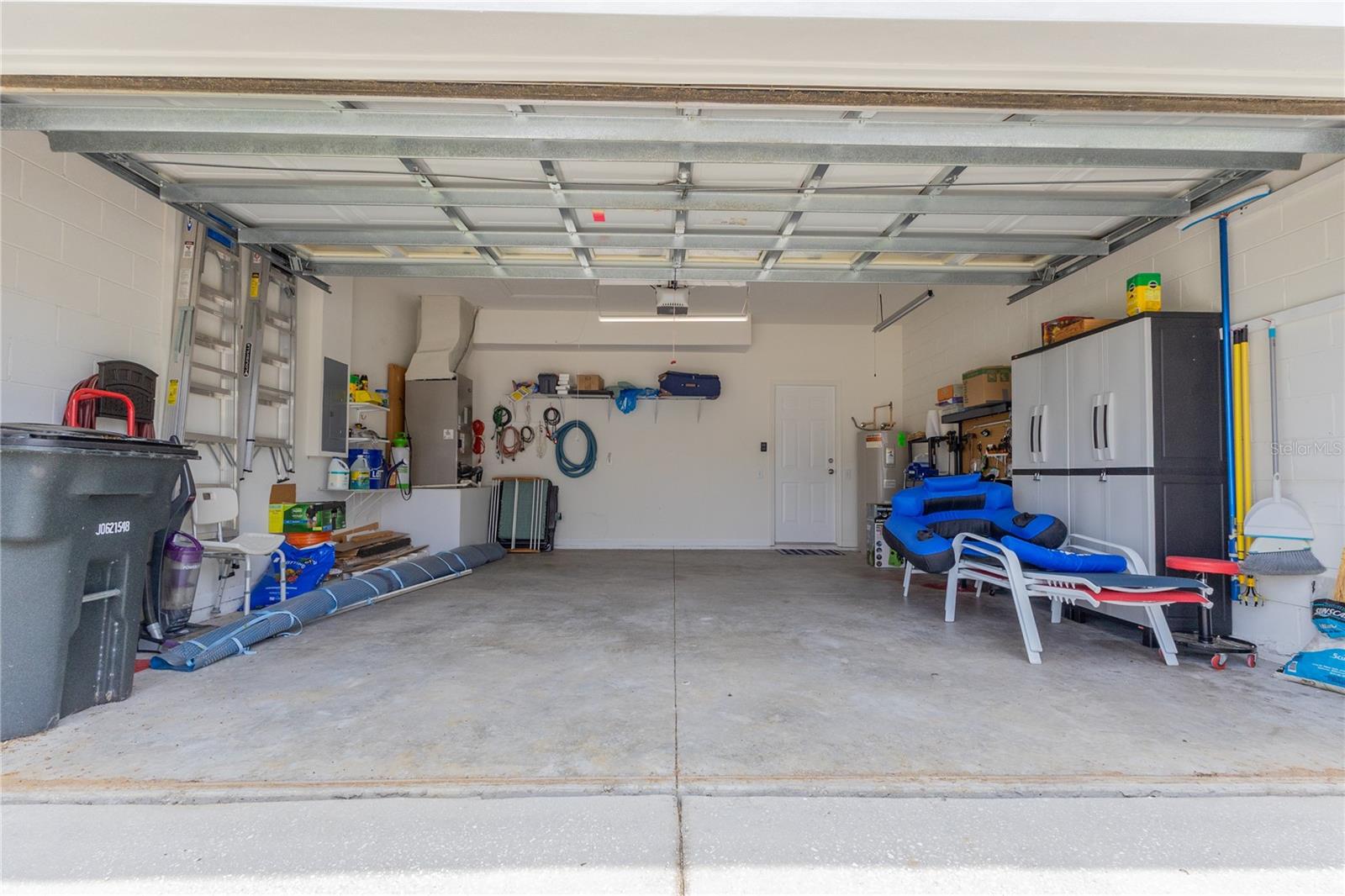 Image 22 of 47 For 8204 Fan Palm Way
