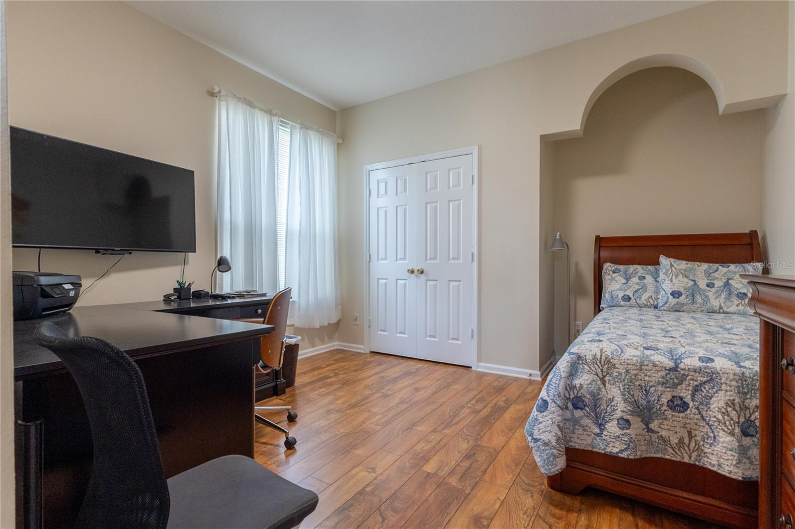Image 5 of 47 For 8204 Fan Palm Way