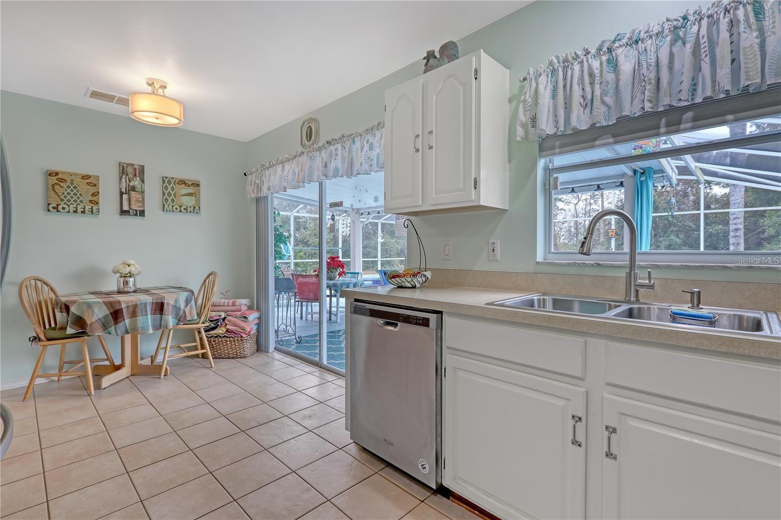 Image 10 of 30 For 723 Allison Avenue