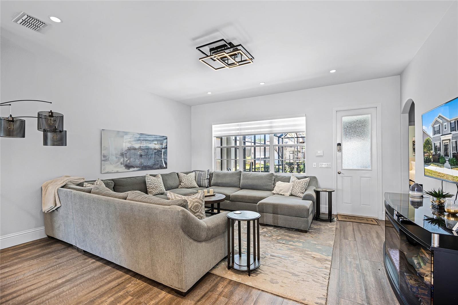 Image 7 of 42 For 7412 Soiree Way