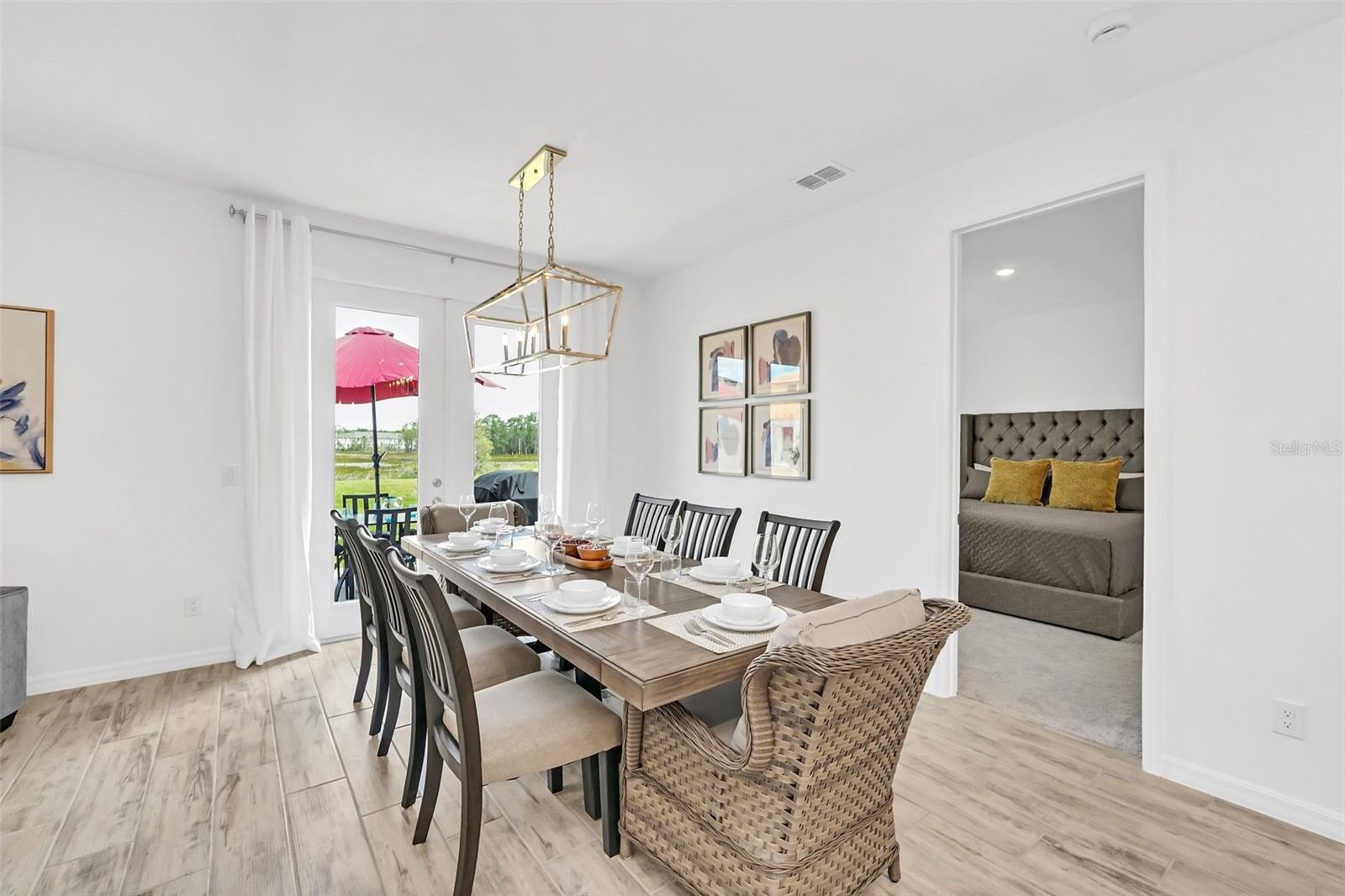 Image 12 of 44 For 2039 Derwent Drive