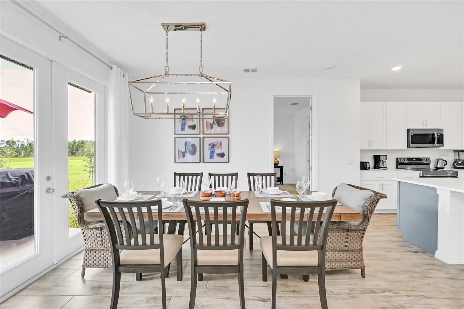 Image 13 of 44 For 2039 Derwent Drive