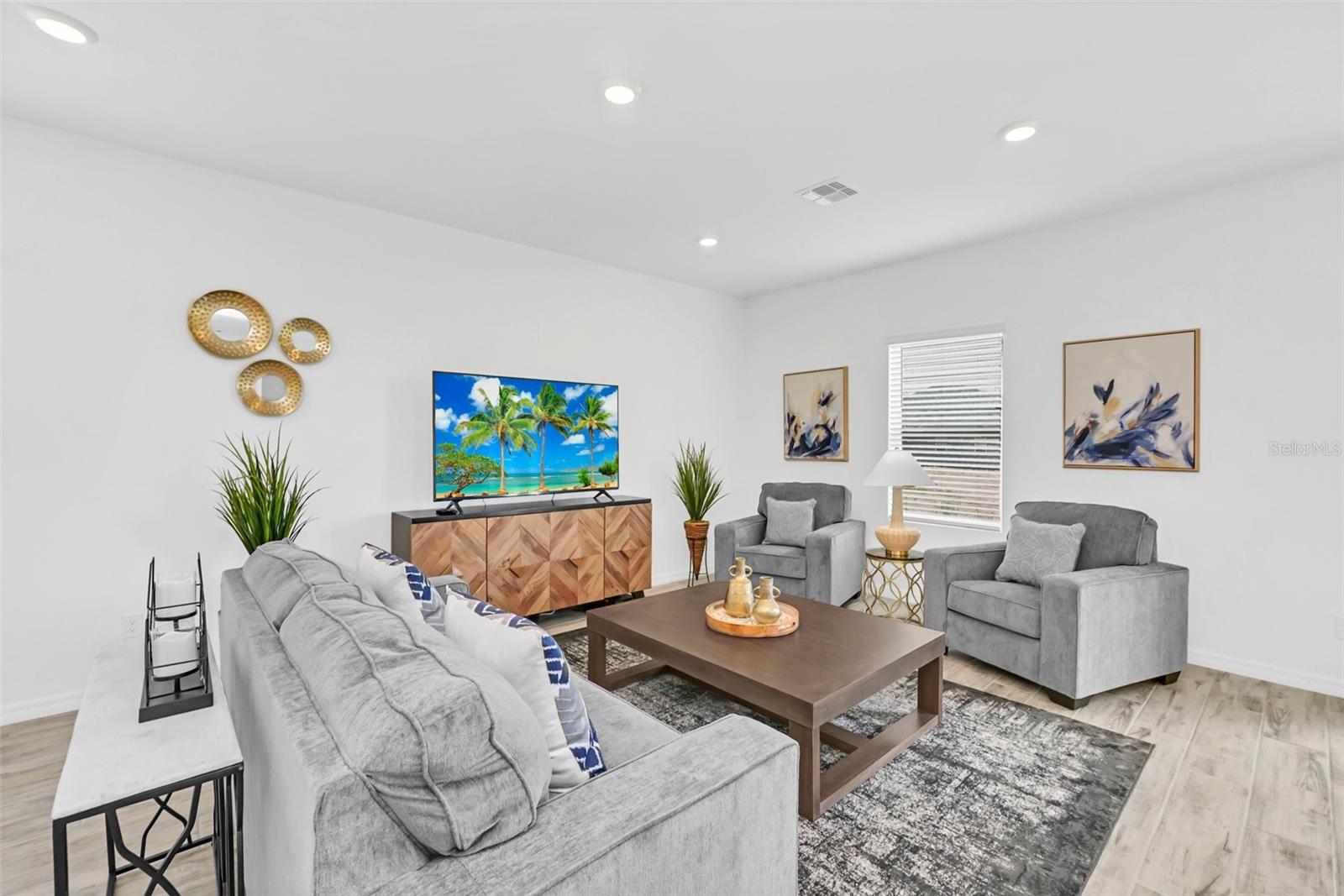 Image 16 of 44 For 2039 Derwent Drive