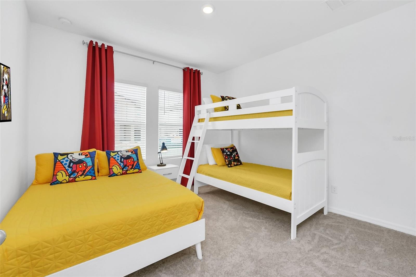 Image 26 of 44 For 2039 Derwent Drive