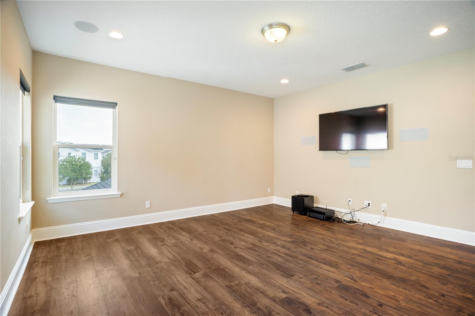 Image 41 of 61 For 13041 Gabor Avenue