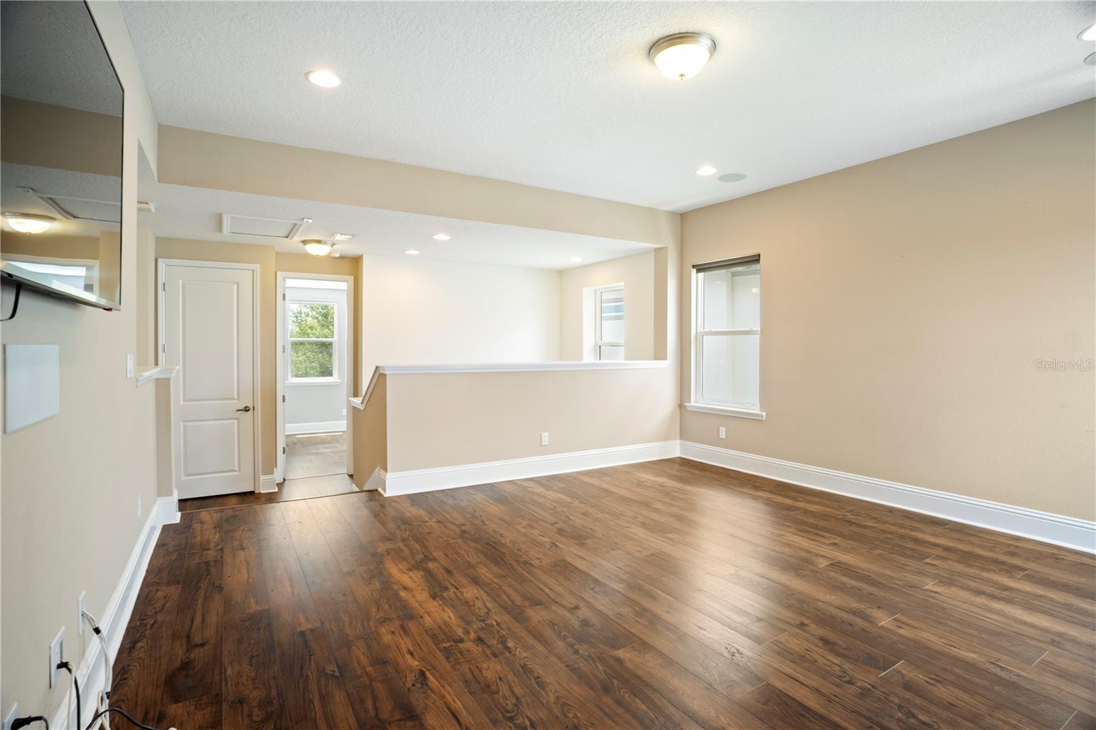 Image 42 of 61 For 13041 Gabor Avenue