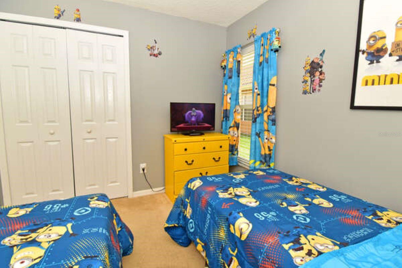 Image 19 of 43 For 215 Cordova Avenue