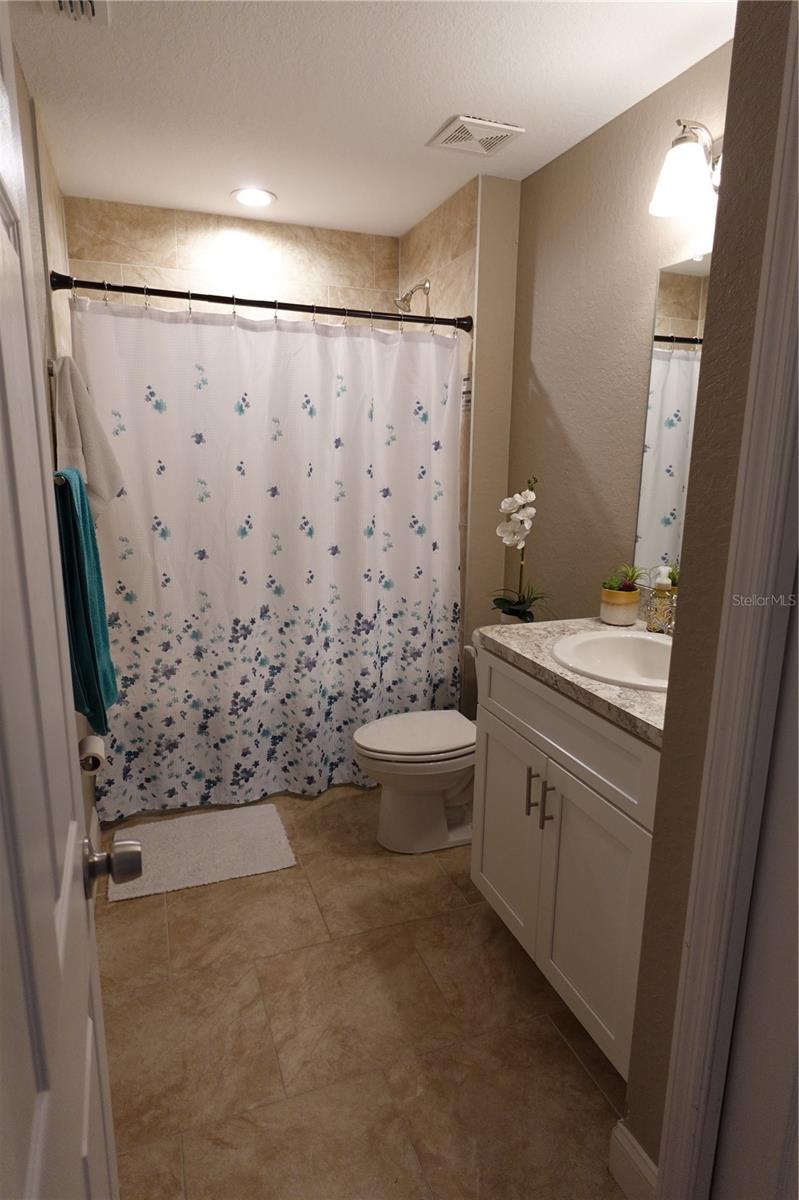 Image 12 of 16 For 214 Kay Street
