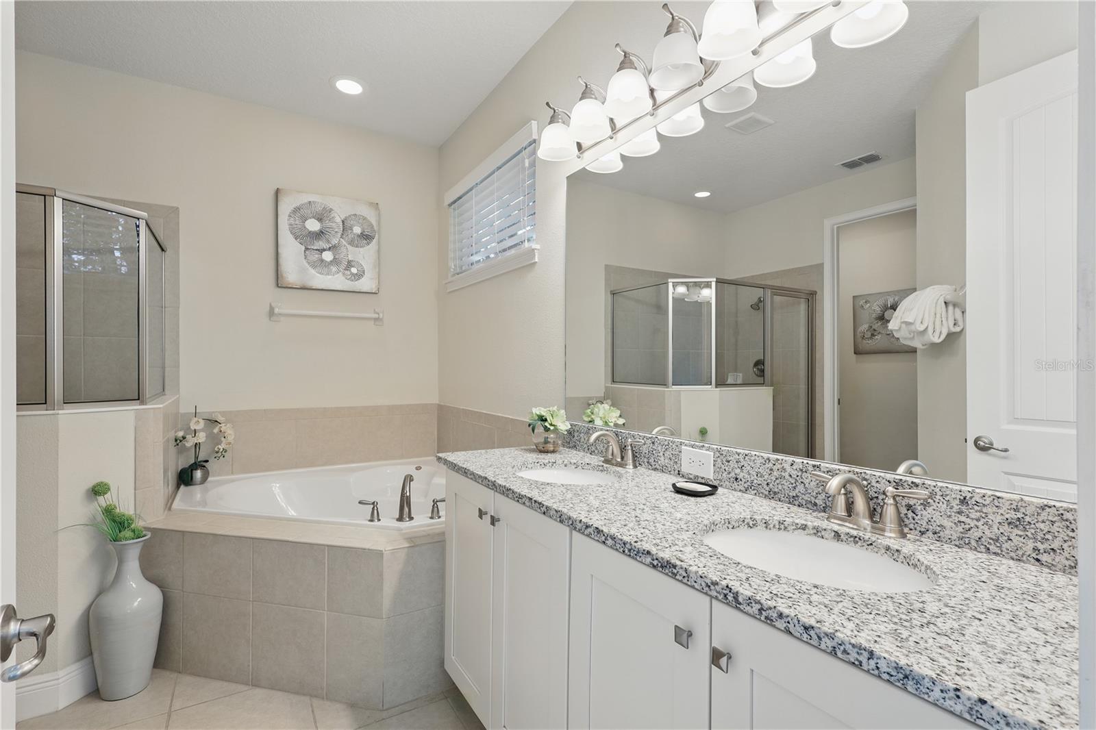 Image 18 of 54 For 785 Desert Mountain Court