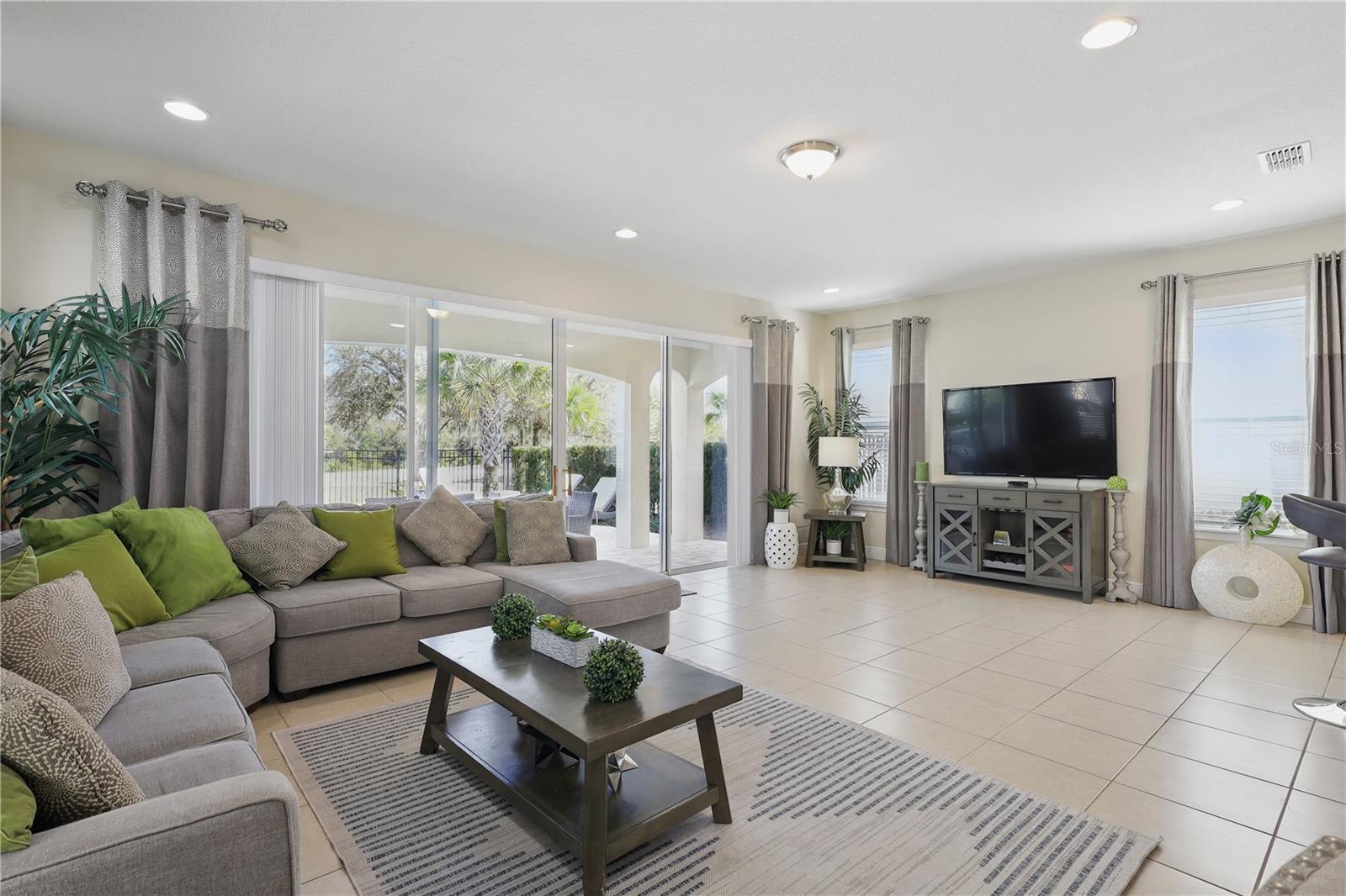 Image 6 of 54 For 785 Desert Mountain Court