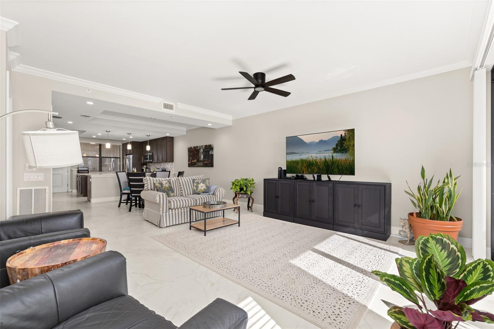 Image 16 of 70 For 16300 County Road 455  612