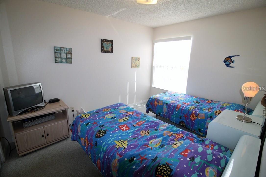 Image 13 of 18 For 5004 Laguna Bay Circle 54