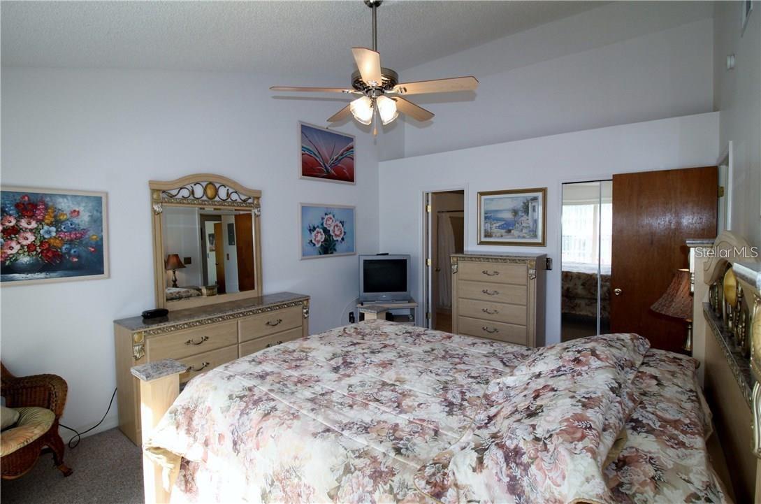 Image 7 of 18 For 5004 Laguna Bay Circle 54