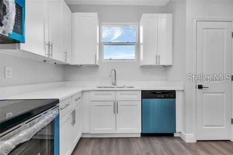Image 3 of 13 For 9243 Canna Street