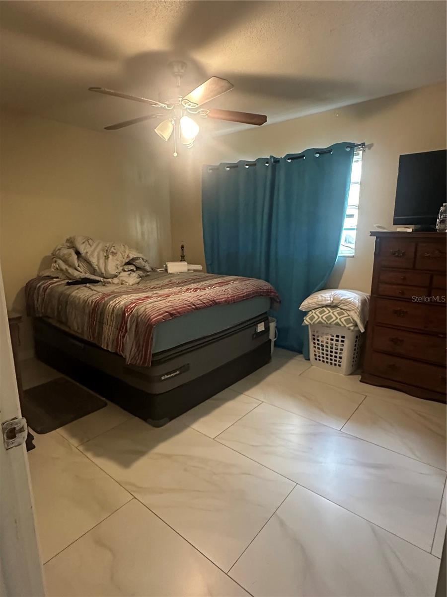 Image 10 of 11 For 837 Quintilian Avenue