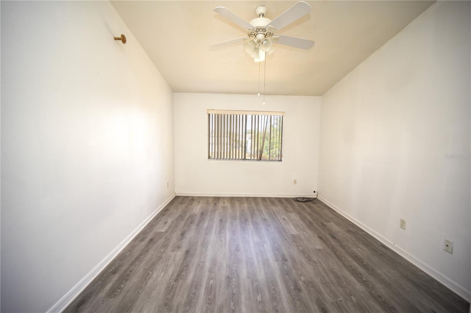 Image 10 of 22 For 873.0 Caribbean Drive A