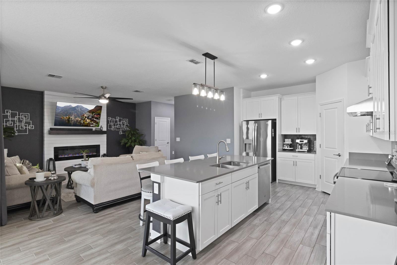 Image 15 of 56 For 2724 Camden Ln