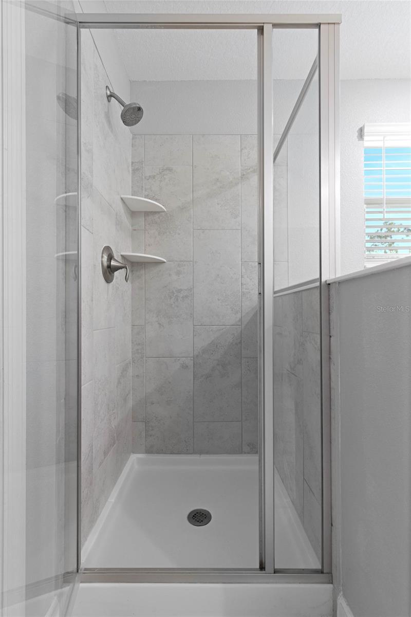 Image 36 of 56 For 2724 Camden Ln