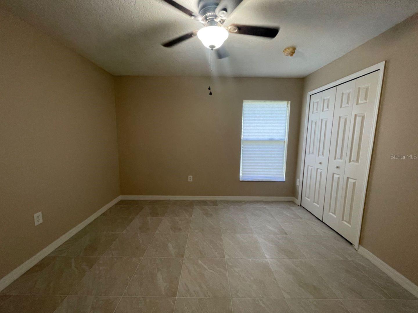 Image 11 of 28 For 568 Finch Court